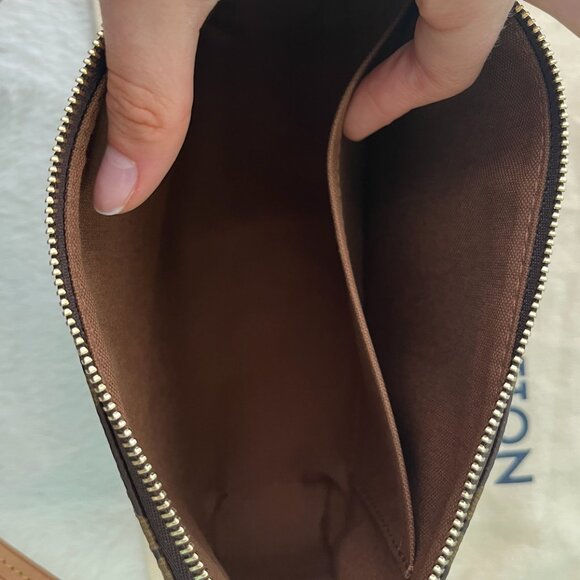 Louis Vuitton Pochette Accessoires w/ Tags PERFECT CONDITION - Picture 12 of 16